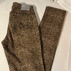 Leopard Print skinny pants